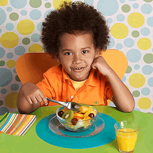 feeding_boy